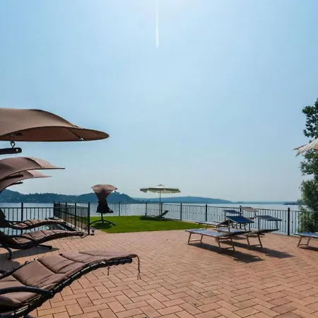 Paradisiacal Holiday In Miena With Balcony 別荘 *